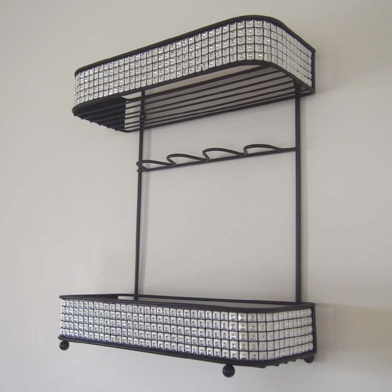 shelving for bathroom walls
