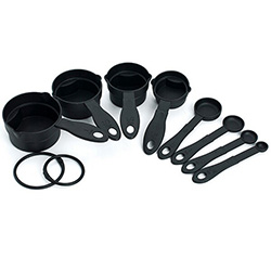 OSXZ30301212 Plastic measuring cups and spoons